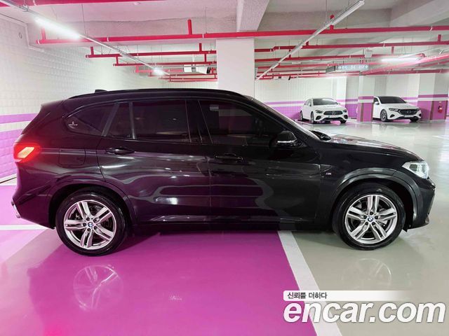 BMW X1 xDrive 20i M Sport — пробег 63 000 км — фото 4 из 5