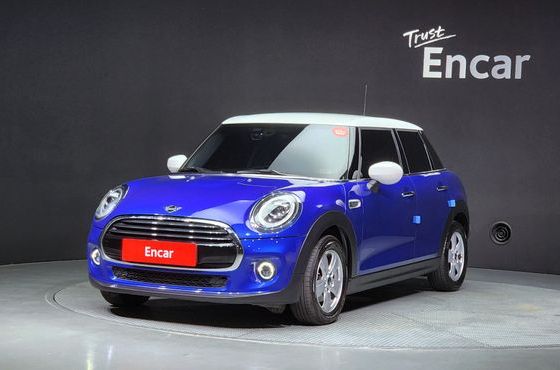 Mini Cooper 5Door Standard 3rd — пробег 45 639 км — фото 1 из 5