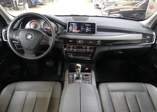BMW X5 xDrive 30d — пробег 89 320 км — фото 4 из 5