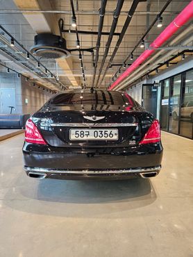 Genesis EQ900 5.0 GDI AWD Prestige — пробег 210 000 км — фото 4 из 5