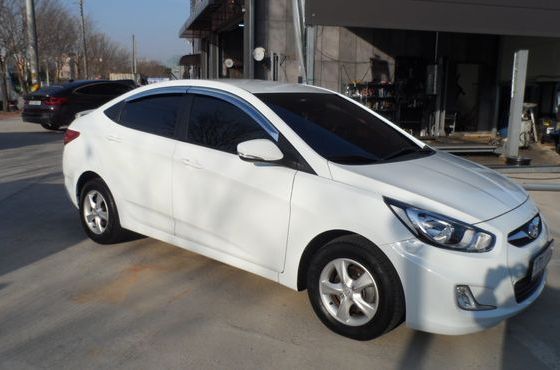 Hyundai Accent 1.4 VVT Premier — пробег 131 458 км — фото 2 из 5
