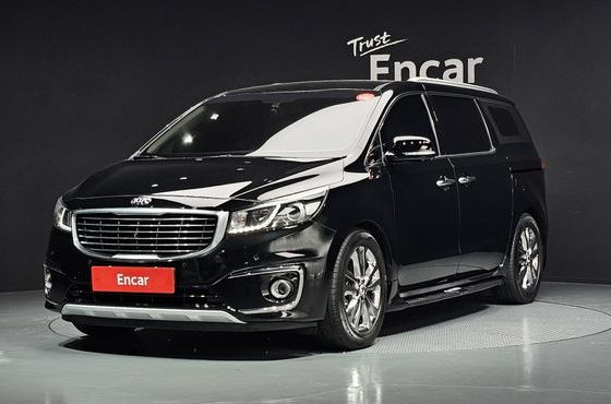 Kia Carnival Gasoline 7-seater Limousine President — пробег 159 690 км — фото 1 из 5