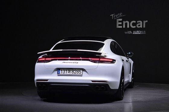 Porsche Panamera 4.0 GTS — пробег 71 759 км — фото 4 из 5