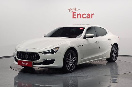 Maserati Ghibli 3.0S Q4 3rd — пробег 85 516 км — фото 1 из 5