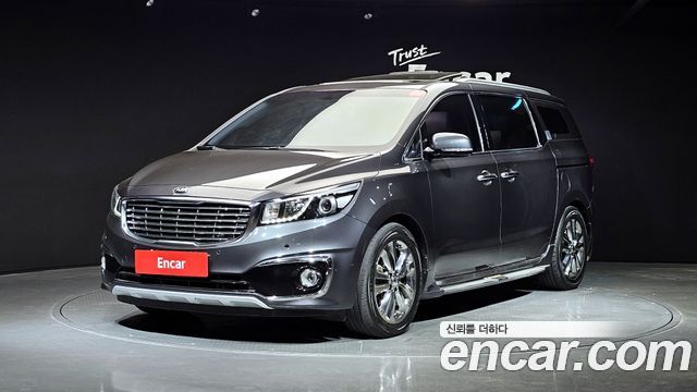 Kia Carnival 9-seater Prestige — пробег 95 203 км — фото 1 из 5