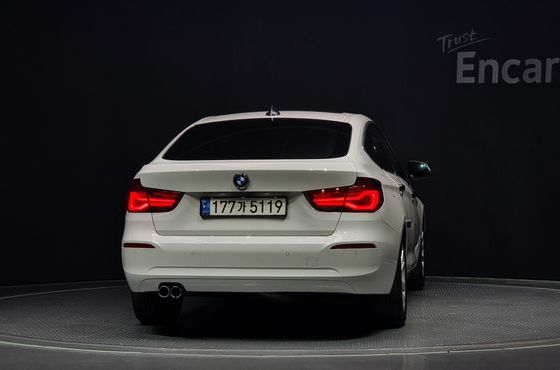 BMW Gran Turismo GT 320d — пробег 61 976 км — фото 4 из 5