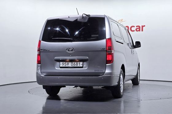Hyundai Starex Van 3-Seater Smart — пробег 84 583 км — фото 4 из 5