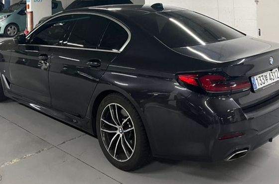 BMW 5-Series 520i M Sport — пробег 35 000 км — фото 4 из 5