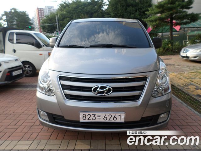 Hyundai Starex Van 5-Seater Modern — пробег 176 496 км — фото 1 из 5