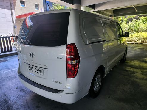 Hyundai Starex Van 3-Seater Smart — пробег 185 585 км — фото 4 из 5