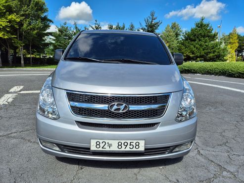 Hyundai Starex 5-Seater VAN CVX Luxury — пробег 201 929 км — фото 1 из 5