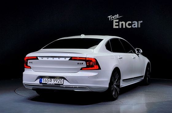 Volvo S90 B6 AWD Ultimate Bright — пробег 21 624 км — фото 2 из 5