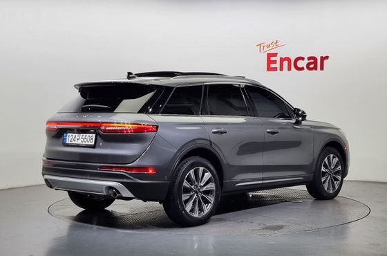 Lincoln Corsair 2.0 Reserve AWD — пробег 47 657 км — фото 2 из 5