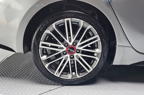 Kia K3 1.6 Turbo GT 5Door Signature — пробег 82 272 км — фото 5 из 5