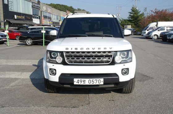 Land Rover Discovery 3.0 SDV6 SE — пробег 66 000 км — фото 3 из 5