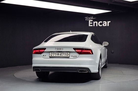 Audi A7 50 TDI Quattro Premium 4G — пробег 124 113 км — фото 4 из 5