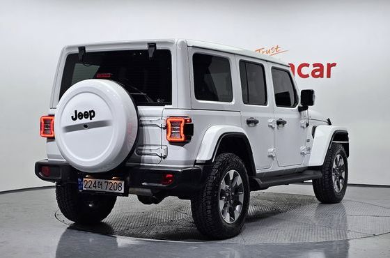 Jeep Wrangler 2.0 Overland Power Top 4Door — пробег 78 097 км — фото 2 из 5