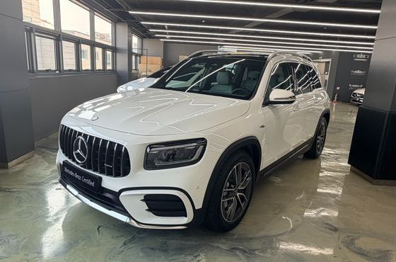 Mercedes-Benz GLB-Class AMG GLB35 4MATIC — пробег 14 км — фото 1 из 5
