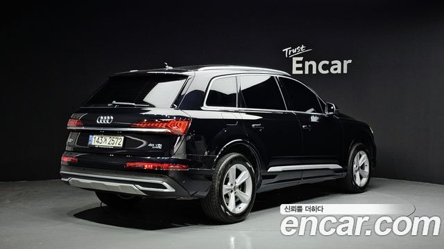 Audi Q7 из Кореи Encar