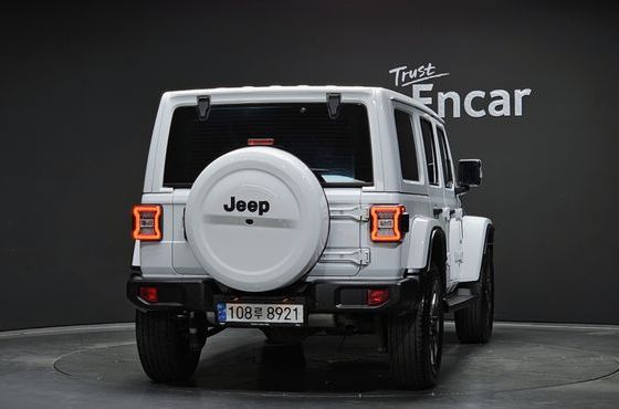 Jeep Wrangler 2.0 Overland 4Door — пробег 73 586 км — фото 4 из 5