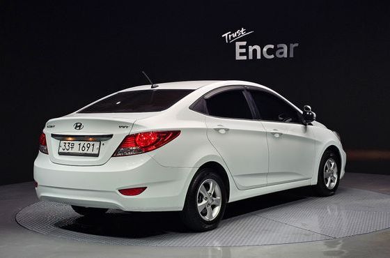 Hyundai Accent 1.4 VVT Premier — пробег 110 056 км — фото 2 из 5