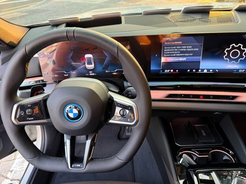 BMW i5 eDrive 40 M Sport — пробег 421 км — фото 5 из 5
