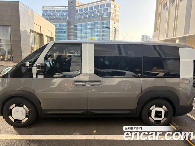 Kia PV5 Passenger 5 Seater Plus — пробег 524 км — фото 5 из 5