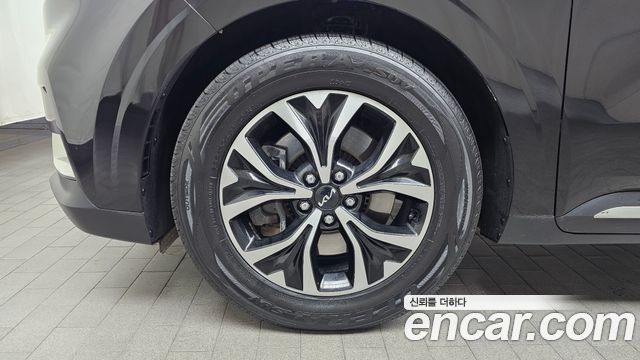 Kia Carnival 9-Seater Noblesse — пробег 74 135 км — фото 5 из 5