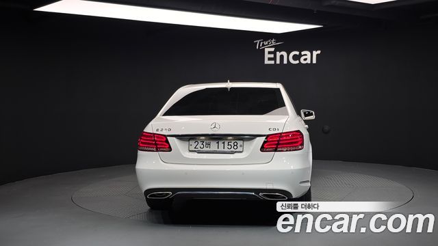 Mercedes-Benz E-Class E220 CDI Avantgarde — пробег 109 609 км — фото 4 из 5