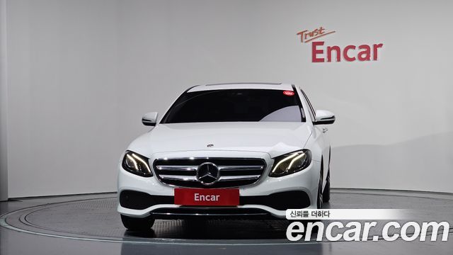 Mercedes-Benz E-Class из Кореи Encar