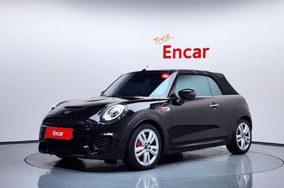 Mini Cooper Convertible JCW 3rd — пробег 108 373 км — фото 1 из 5