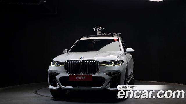 BMW X7 xDrive 40i M Sport 6STR — пробег 26 713 км — фото 3 из 5