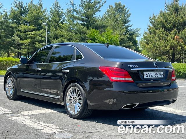 Hyundai Equus из Кореи Encar