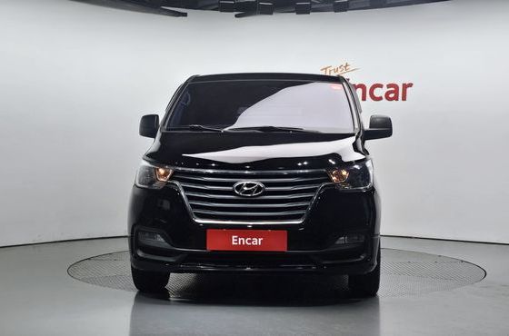 Hyundai Starex Van 3-Seater Smart — пробег 140 358 км — фото 3 из 5