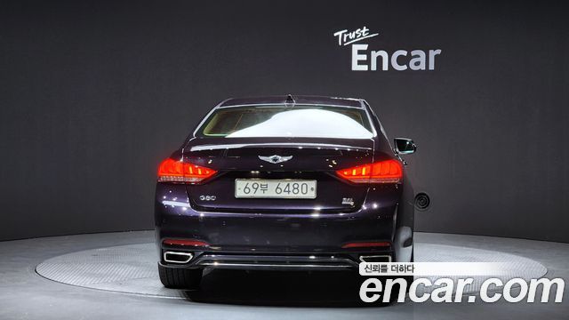 Hyundai Genesis из Кореи Encar