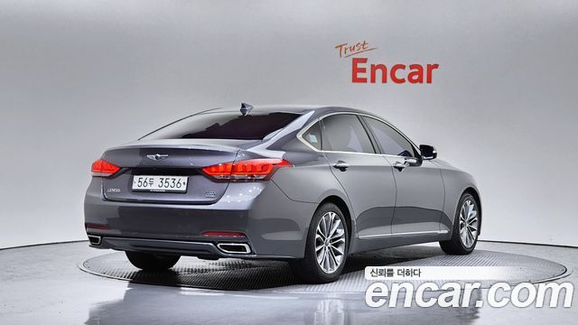 Hyundai Genesis из Кореи Encar