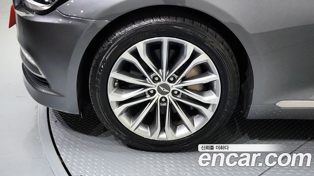 Hyundai Genesis из Кореи Encar