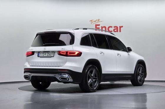 Mercedes-Benz GLB-Class GLB250 4MATIC — пробег 72 158 км — фото 2 из 5