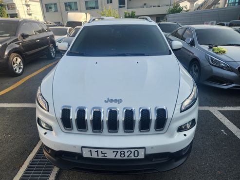 Jeep Cherokee 2.0 Diesel Longitude AWD — пробег 133 909 км — фото 1 из 5