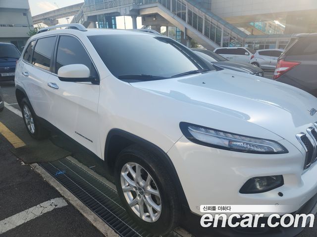 Jeep Cherokee 2.0 Diesel Longitude AWD — пробег 133 909 км — фото 3 из 5