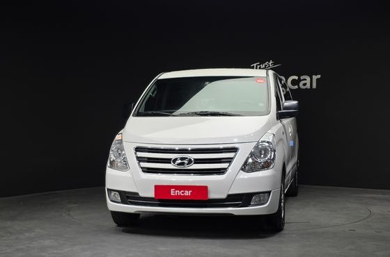 Hyundai Starex 11-Seater Wagon Smart — пробег 118 781 км — фото 3 из 5