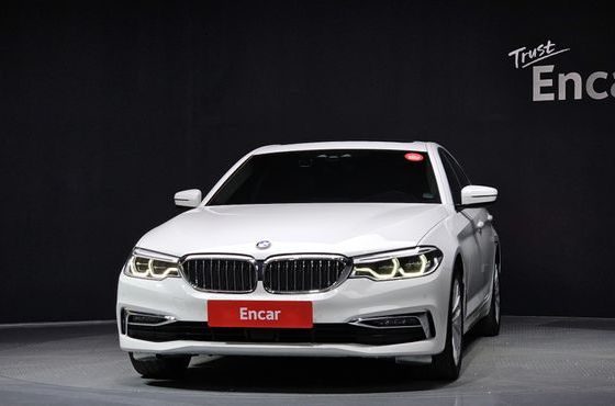BMW 5-Series 530i xDrive Luxury Plus — пробег 81 775 км — фото 3 из 5