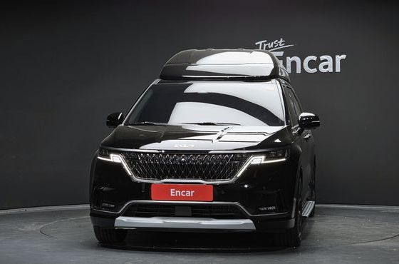 Kia Carnival 7-Seater Hi-Limousine Signature — пробег 95 721 км — фото 3 из 5