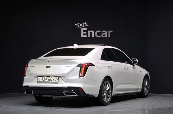 Cadillac CT4 2.0 Sport — пробег 54 372 км — фото 2 из 5