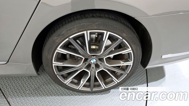 BMW 7-Series из Кореи Encar