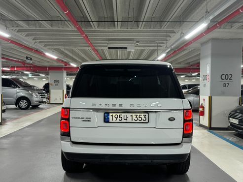 Land Rover Range Rover 4.4 SDV8 Vogue SE DIESEL — пробег 93 294 км — фото 3 из 5