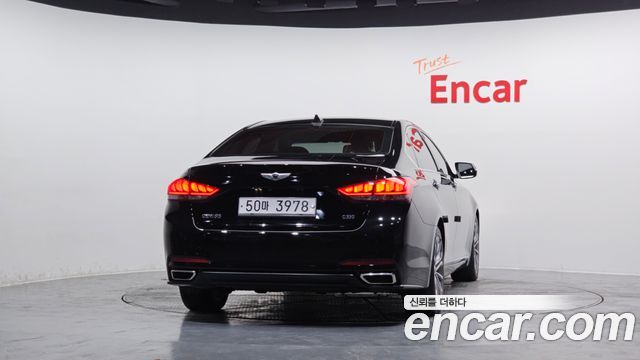 Hyundai Genesis из Кореи Encar