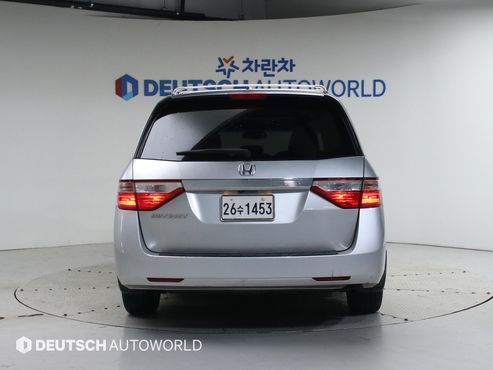 Honda Odyssey 3.5 4th — пробег 99 619 км — фото 4 из 5