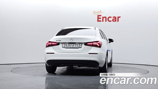 Mercedes-Benz A-Class из Кореи Encar