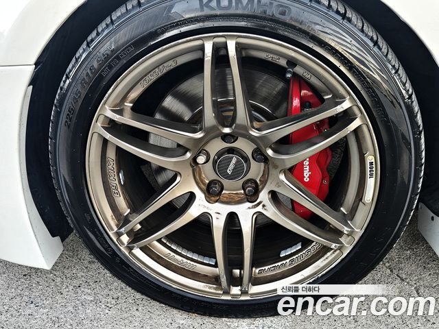 Hyundai Genesis из Кореи Encar